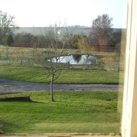Shalbourne Westcourt Farm Bed & Breakfast エクステリア 写真