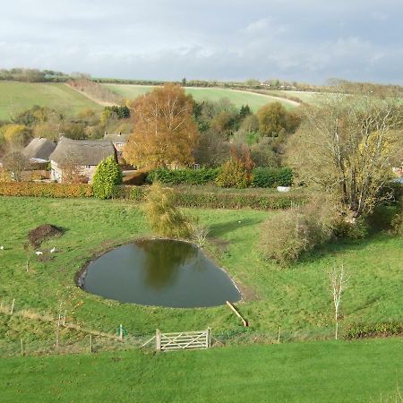 Shalbourne Westcourt Farm Bed & Breakfast エクステリア 写真