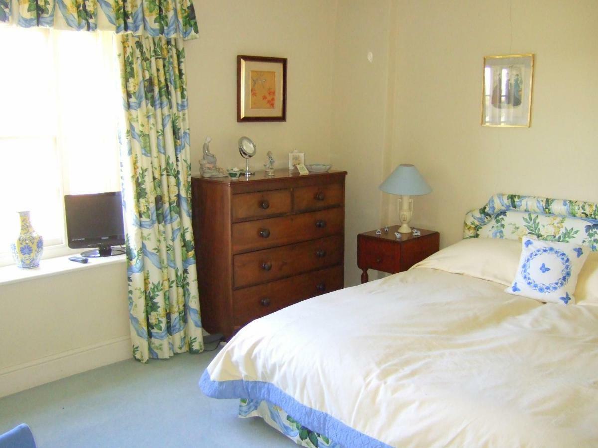 Shalbourne Westcourt Farm Bed & Breakfast エクステリア 写真